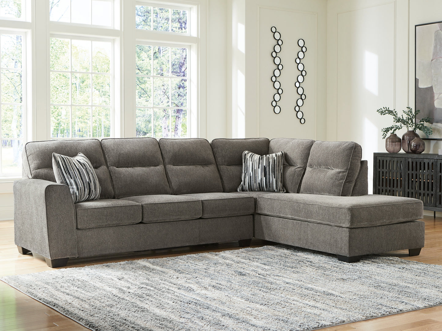 Olten 2-Piece Sectional with Chaise